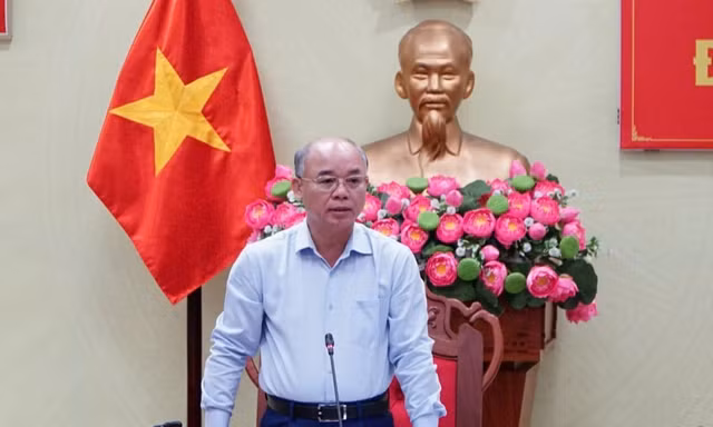 Dôi dư nhiều phó giám đốc sở, ngành, Đắk Lắk giải quyết ra sao?