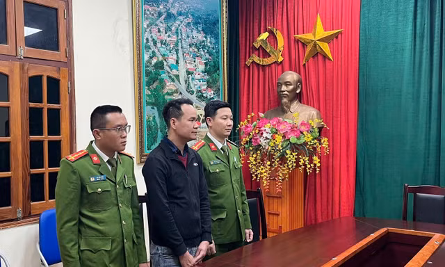 Tạm giữ khẩn cấp lái xe gây tai nạn khiến 3 người chết trên Quốc lộ 6