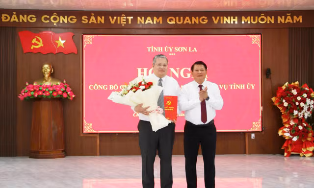 Công bố quyết định của Ban Thường vụ Tỉnh ủy Sơn La về công tác cán bộ