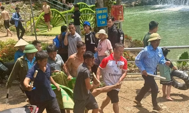 Người đàn ông tử vong khi nhảy Thác Trăng