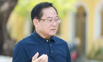 Cố vấn cuộc thi Hoa hậu Việt Nam: 'Đừng nghĩ phải làm điều to tát mới cống hiến được cho xã hội'