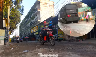 Người dân TPHCM bị ‘tra tấn’ bên con đường 'đau khổ'