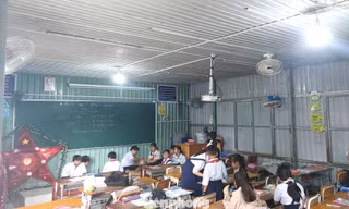 Vụ học tạm bợ tại Trường Tiểu học An Sơn, TPHCM: Chính quyền địa phương lên tiếng