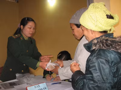 Chăm sóc sức khỏe đồng bào vùng cao