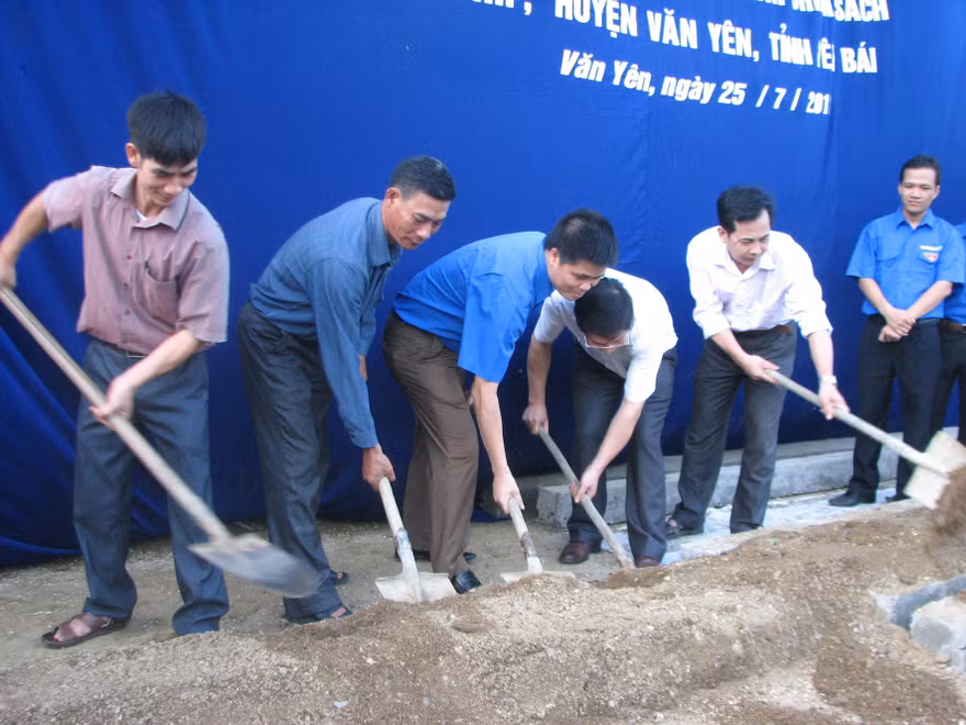 Thanh niên Hà Nội khởi công xây nhà cho thanh niên nghèo tỉnh Yên Bái
