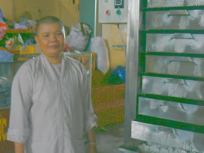 Tủ nấu cơm từ thiện