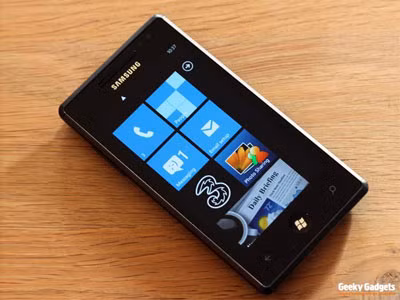 Microsoft chi 1 tỉ USD để Samsung sản xuất Windows Phone