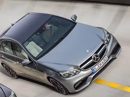 Những hình ảnh đầu tiên của Mercedes E63 AMG 2014