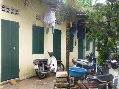 Những xóm trọ tạm bợ và không có cổng thường là nơi lui tới của kẻ gian Ảnh: Lê Thu Hòe