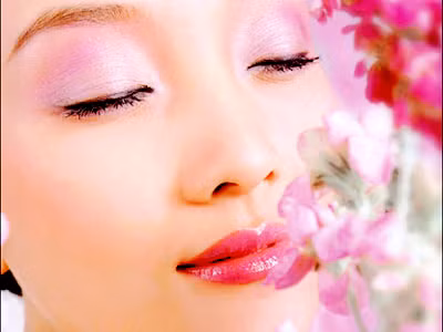Trang điểm che đi mọi 'tỳ vết'