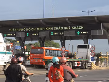 Phí bảo trì đường rẻ hơn tiền mua thỏi son