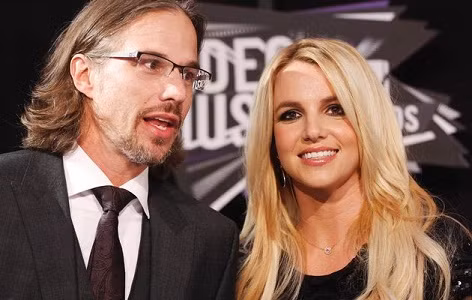 Britney Spears vẫn hớn hở sau khi chia tay bạn trai