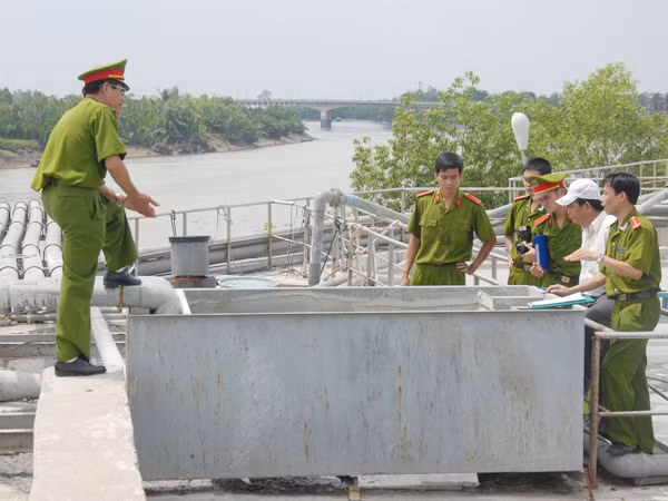 Hà Nội đạt tăng trưởng 7,6%