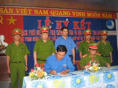 Những mảnh đời trong trại giam