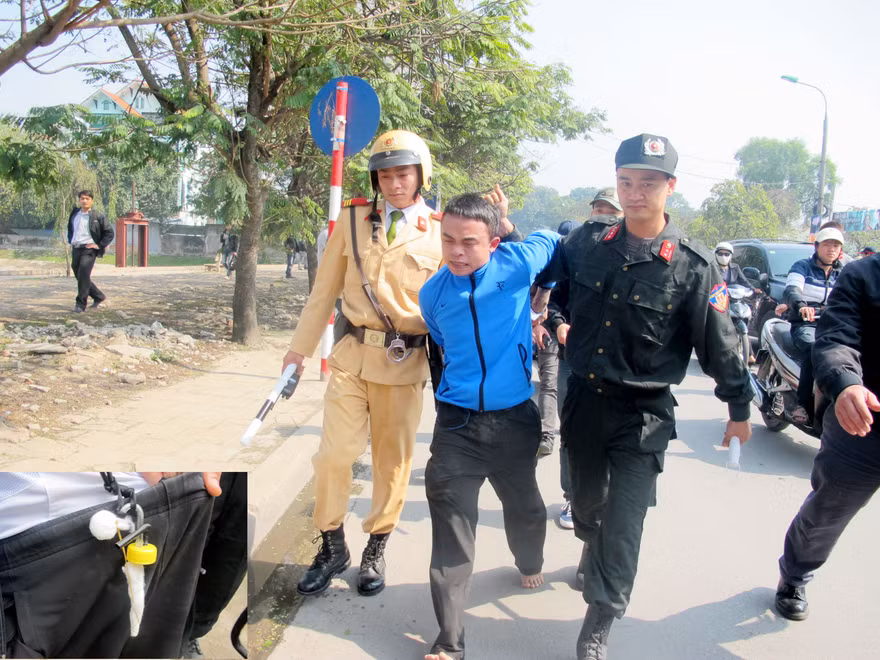 Đối tượng Nguyễn Nhất Linh và coong đập đá giấu trong quần chip