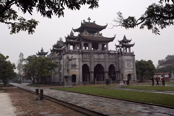Khu Phương Đình nhà thờ Phát Diệm