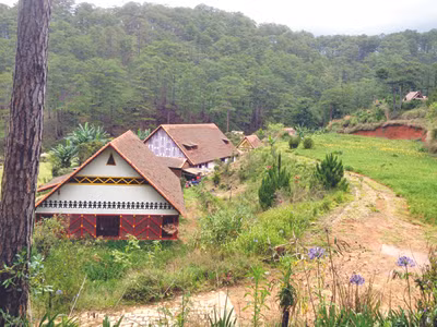 Rong chơi làng Cù Lần