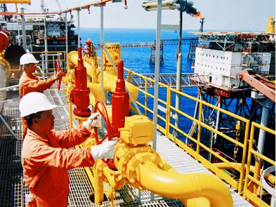 Đột phá từ khu vực kinh tế Nhà nước