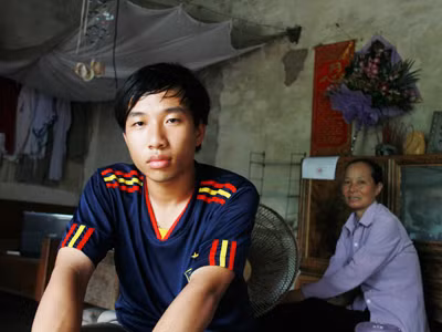 Mẹ làm ô sin nuôi thủ khoa đại học