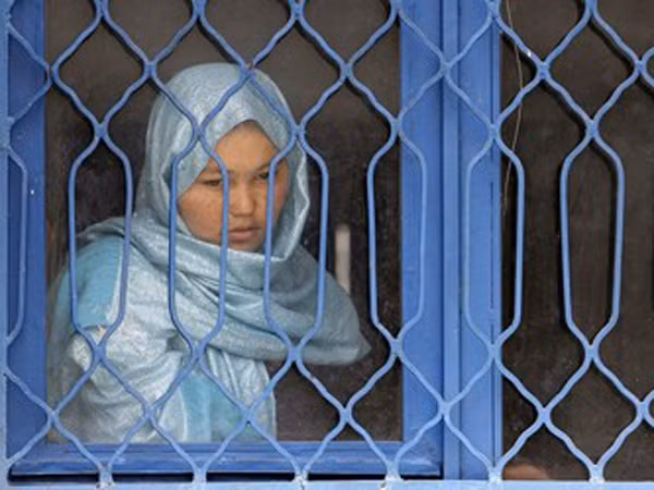 400 phụ nữ và bé gái Afghanistan bị bắt vì ‘vi phạm đạo đức’