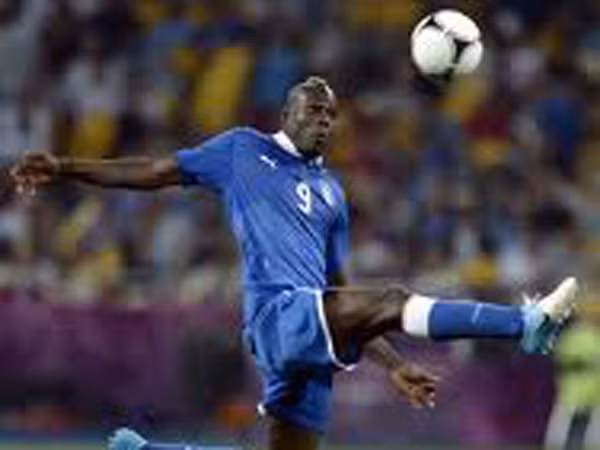 Đội hình tiêu biểu Euro 2012