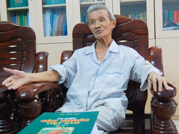 Ông Võ Văn Chi khẳng định: “Chưa có nghiên cứu nào cho thấy gỗ sưa chữa bệnh”