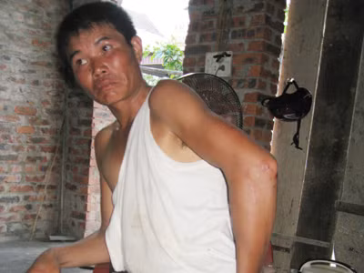 Hai anh em chống tham nhũng bị chém