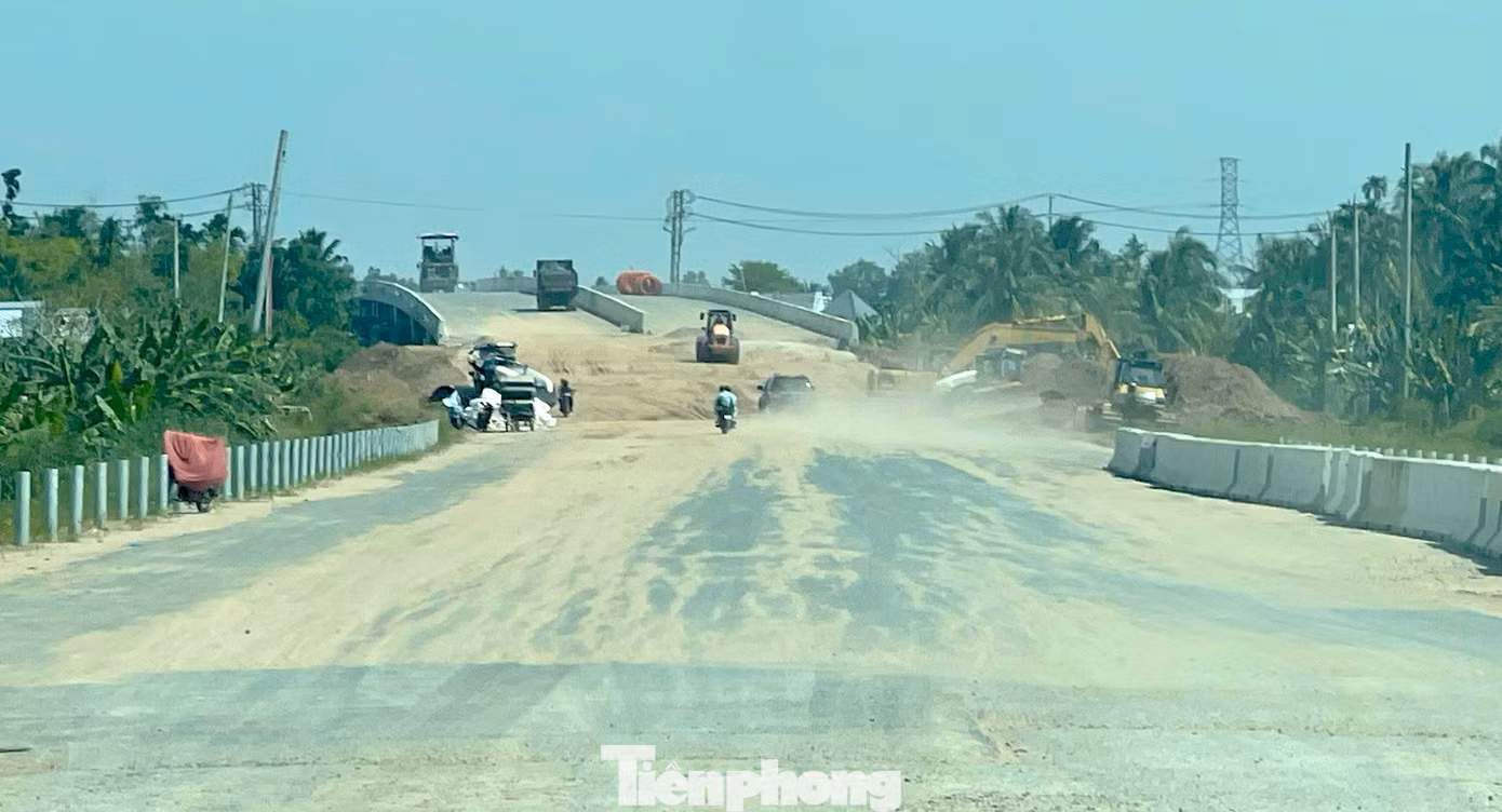 tp-cao-toc-can-tho-hau-giang-17.jpg