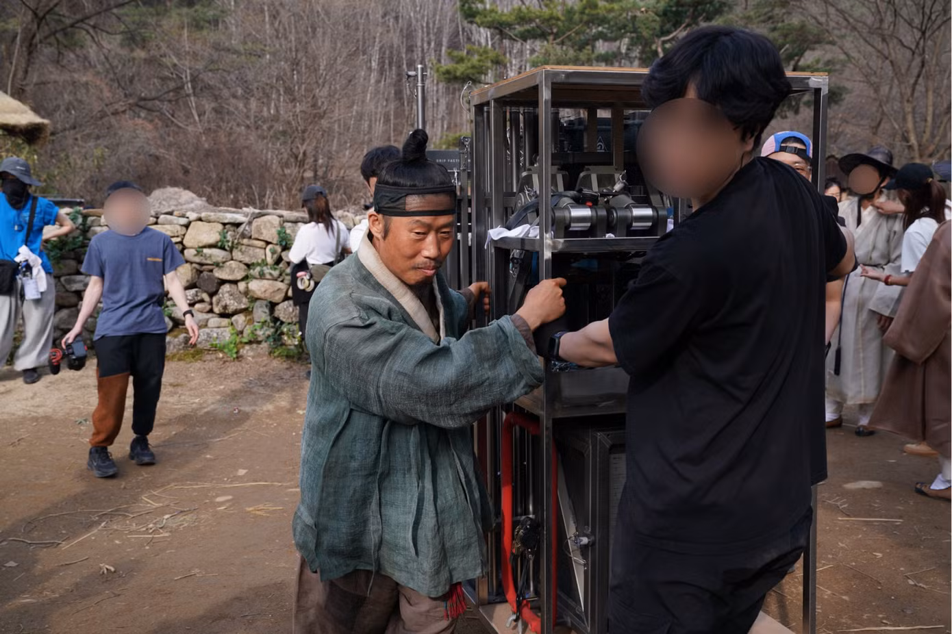 bts-2.jpg