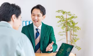 Vì sao nhiều gia đình trên thế giới dành hơn 20% tài sản cho bảo hiểm và hưu trí?