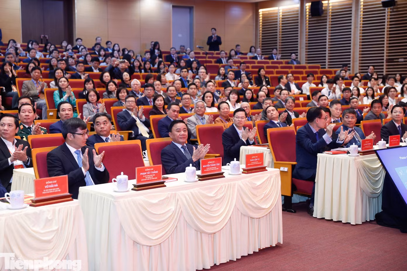 tp-bl_img-1784.jpg