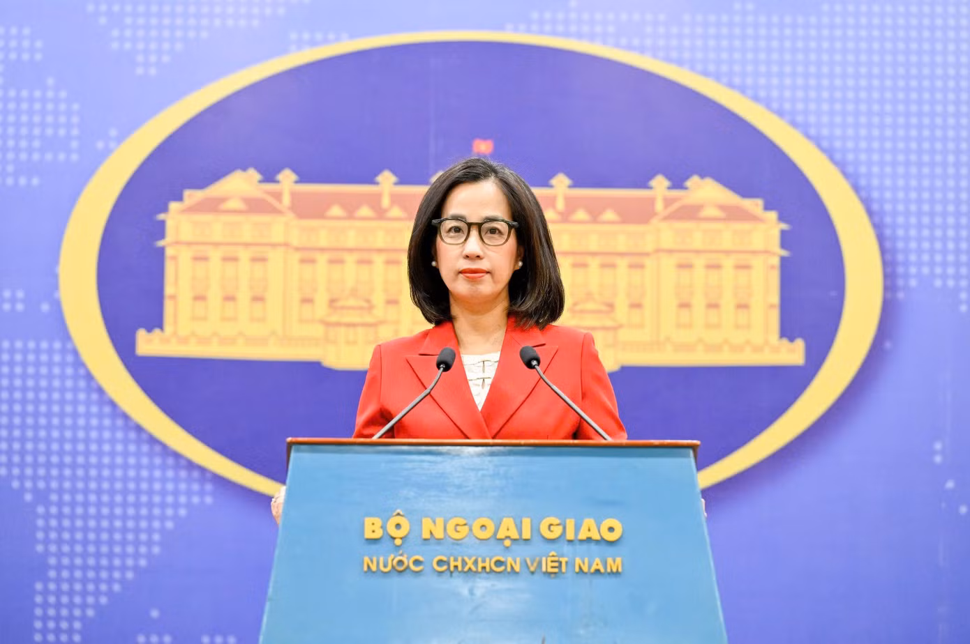 pham-thu-hang.jpg