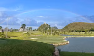Trải nghiệm thi đấu ấn tượng, độc đáo và đầy cảm xúc tại Sân golf Thiên Đường Legend Valley Country Club