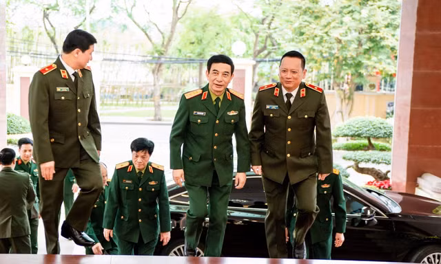 Đại tướng Phan Văn Giang thăm, chúc tết Bộ Tư lệnh Cảnh vệ