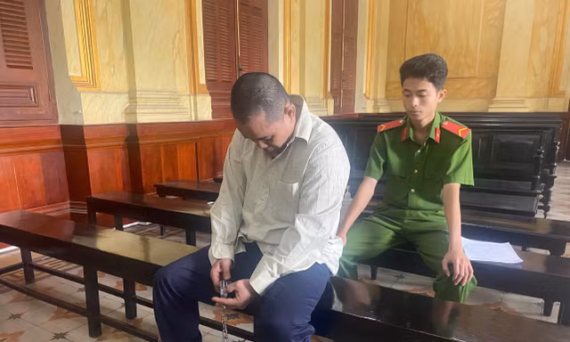 Nguyễn Văn Sơn.