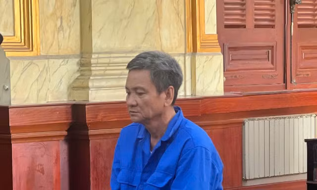 Nguyễn Quý Lý tại phiên tòa.