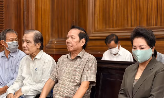 Vụ 'thâu tóm' khu đất 39-39B Bến Vân Đồn: Bà Nguyễn Thị Như Loan được hưởng án treo 