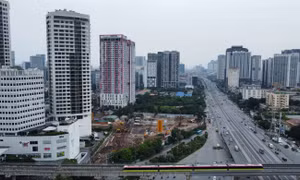 Nhìn lại những thương vụ sang tay, đổi chủ 'đất vàng' năm 2025