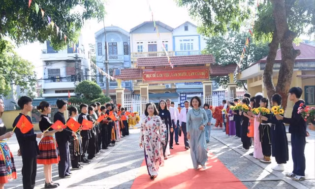 Lạng Sơn sẽ giảm 288 trường công, hơn 400 cán bộ giáo dục 