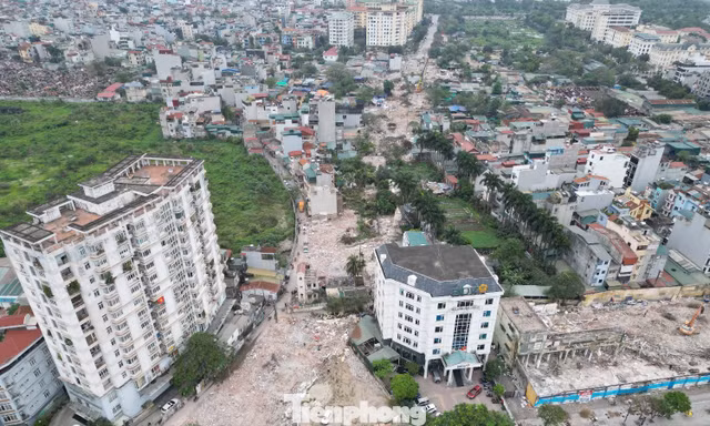 'Đục' thông tuyến đường nối đường Tam Trinh với đường Giải Phóng
