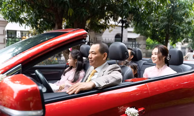 Cận cảnh dàn siêu xe độc bản trong đám cưới của con trai tỷ phú Phạm Nhật Vượng