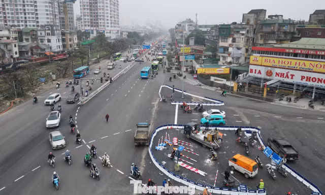Dựng 3 đảo giao thông tại nút Giải Phóng – Kim Đồng để tổ chức lại giao thông