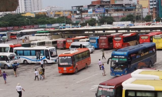 Hà Nội tăng cường 2.450 xe khách cho dịp Tết Bính Ngọ