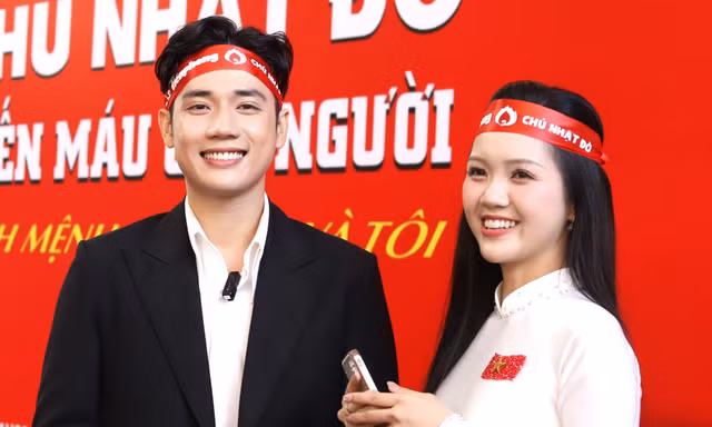 MC Mỹ Vân, Á vương Minh Toại hiến máu ở Chủ Nhật Đỏ