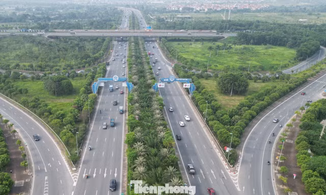 Hà Nội thực hiện cấm xe tải đi làn 1 trên trục Nhật Tân - Nội Bài trong tháng 11