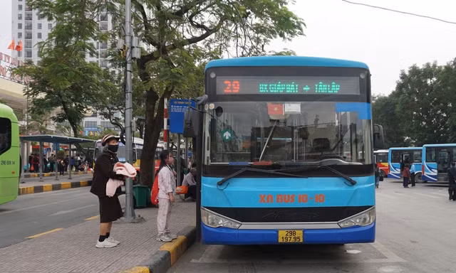 Huy động gần 50.000 lượt xe buýt phục vụ dịp Tết Nguyên đán