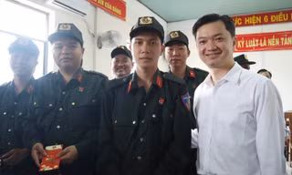 Tri ân lực lượng trực Tết nơi tuyến đầu bảo vệ bình yên và sự sống