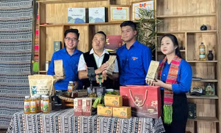 Sinh viên Thủ đô vượt núi đến Lào Cai mang ‘Mùa Hè Xanh’ sẻ chia