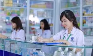 Cắt giảm gần 40% thủ tục hành chính lĩnh vực dược, mỹ phẩm