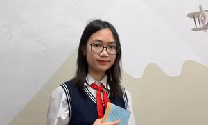 Nữ sinh đam mê ngôn ngữ trở thành thủ khoa tiếng Pháp TP Hà Nội